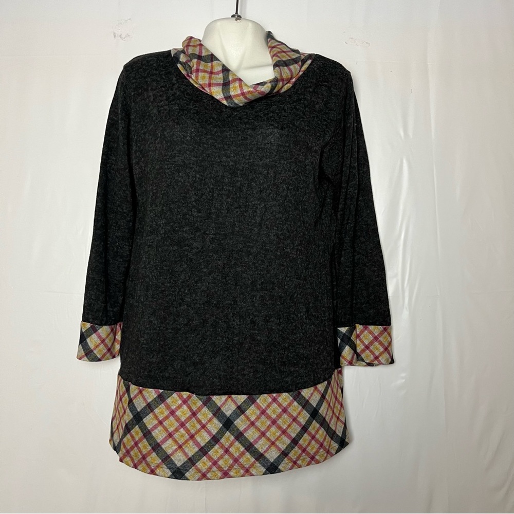 5/$30 Acting pro women 3/4 sleeve sweater tunic gray pink yellow white plaid 1X‎